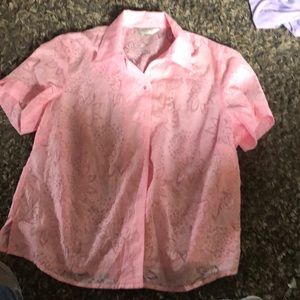 Cute pink short sleeve shirt